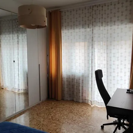 Casa Con Lorenzo Alloggio in famiglia Roma