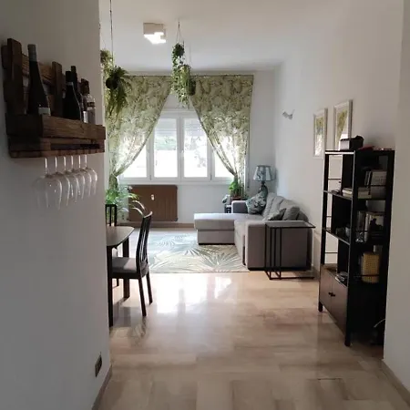 Casa Con Lorenzo ホームステイ ローマ